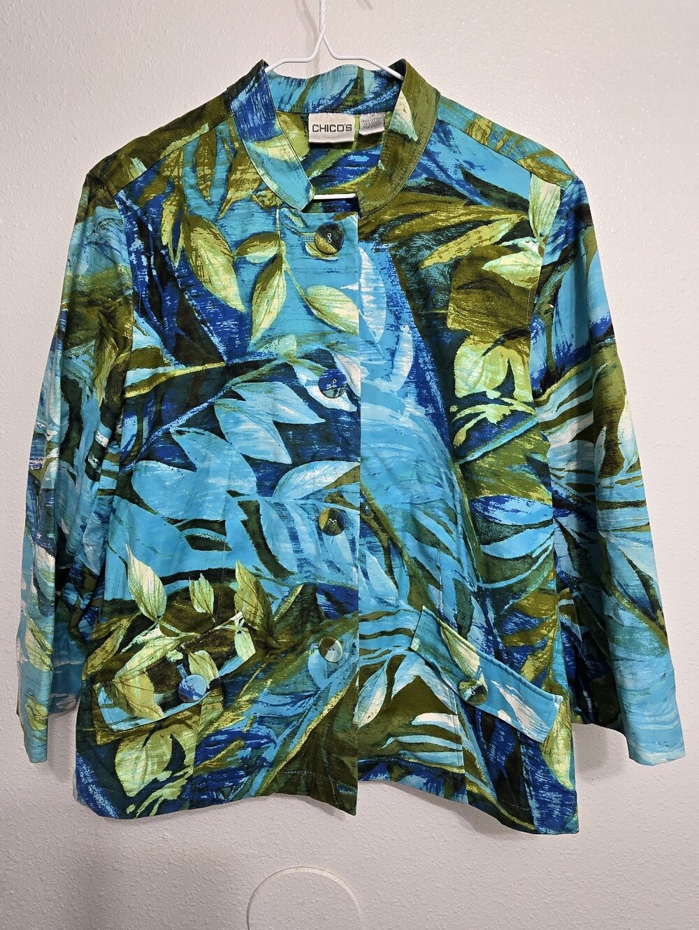 Chico's Blue and Green Leaf-Print Button-Front Shirt Jacket